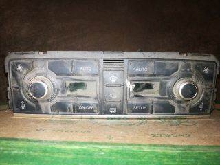 Audi A8 (D3 - 4E) Fűtéskapcsoló *82355* audi-4e0820043