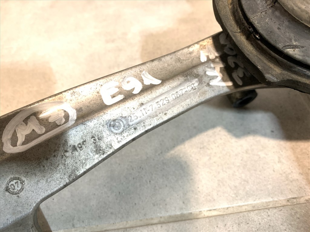 BMW E81, E82, E84, E87, E88, E90, E91, E92, E93 váltókulissza 25117529067 7529067 3. kép