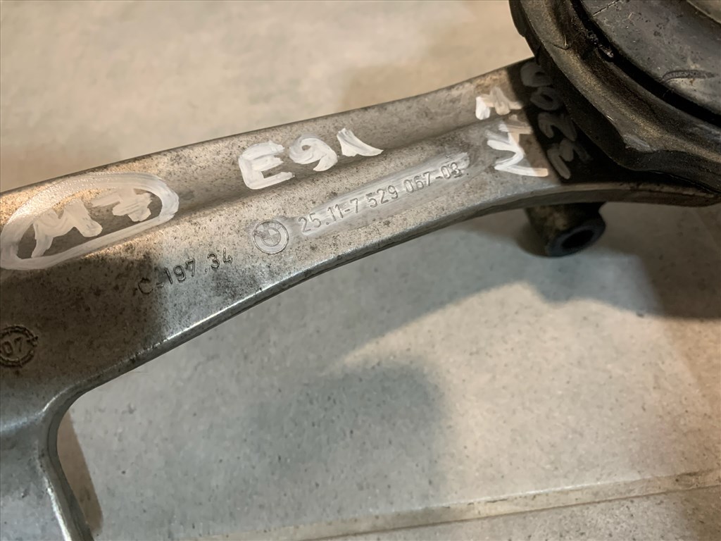 BMW E81, E82, E84, E87, E88, E90, E91, E92, E93 váltókulissza 25117529067 7529067 4. kép