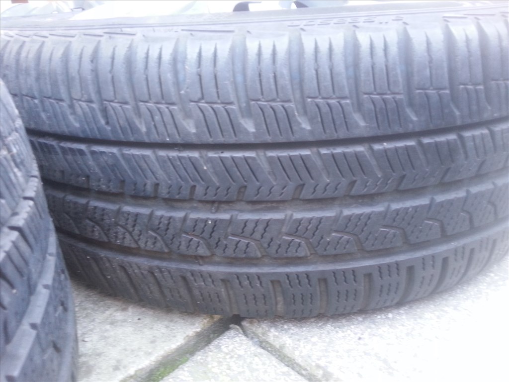  4x108 gyári Ford lemezfelni, rajta 195/50R15 használt négyévszakos gumi szenzorral 9. kép