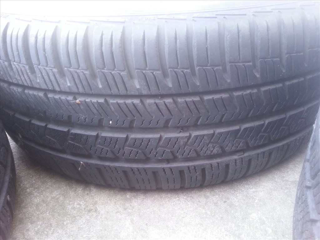  4x108 gyári Ford lemezfelni, rajta 195/50R15 használt négyévszakos gumi szenzorral 11. kép