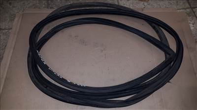 Suzuki Vitara Bal Első Ajtó Gumikéder