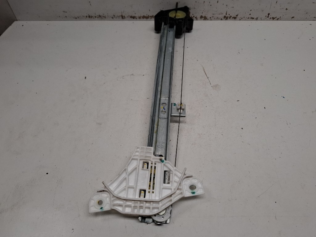 Hyundai I 20 (BC3/BI3) bal elsõ Ablakemelõ szerkezet elektromos 1. kép