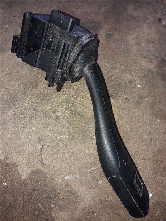 Audi A4 B6 Ablaktörlõ Kapcsoló 8E0 953 503 2. kép