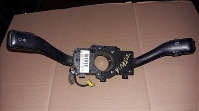 Skoda Octavia Bajuszkapcsoló