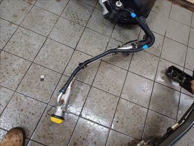 Land Rover Evoque (L551) üzemanyag tankbeöntő K8D29032EB