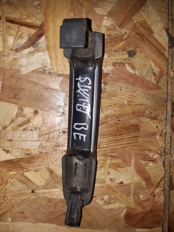 Suzuki Swift III 04-10 Bal Elsõ Külsõ Ajtókilincs 2. kép
