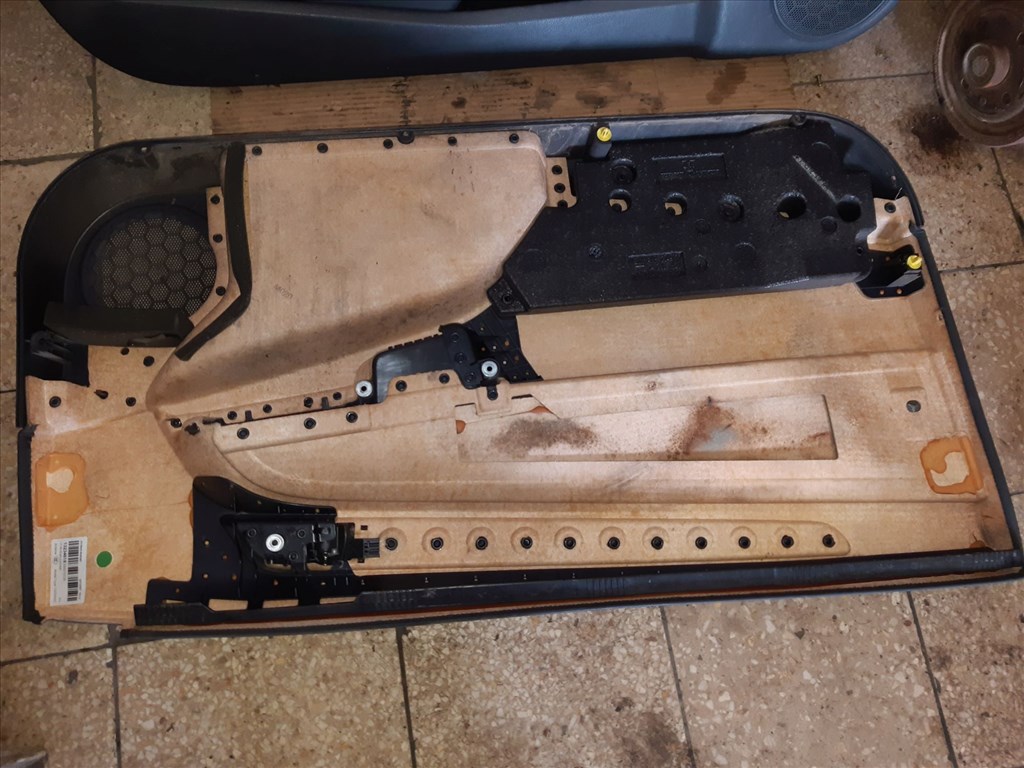 Opel Astra H Jobb Elsõ Ajtókárpit 13234618 2. kép