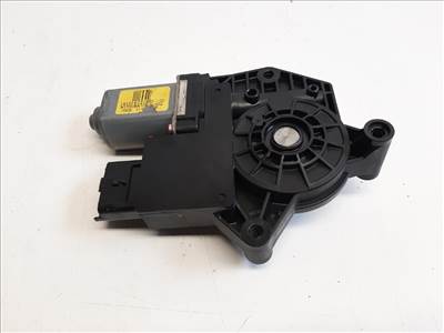 Nissan Pulsar (C13) bal első ablakemelő motor