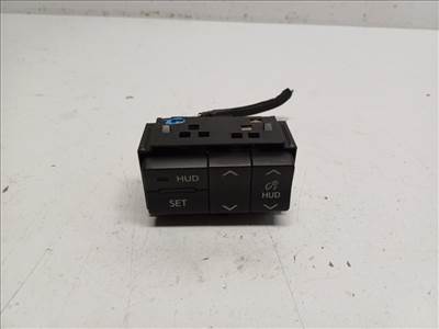 Toyota Prius Plus  Head Up Display kapcsoló