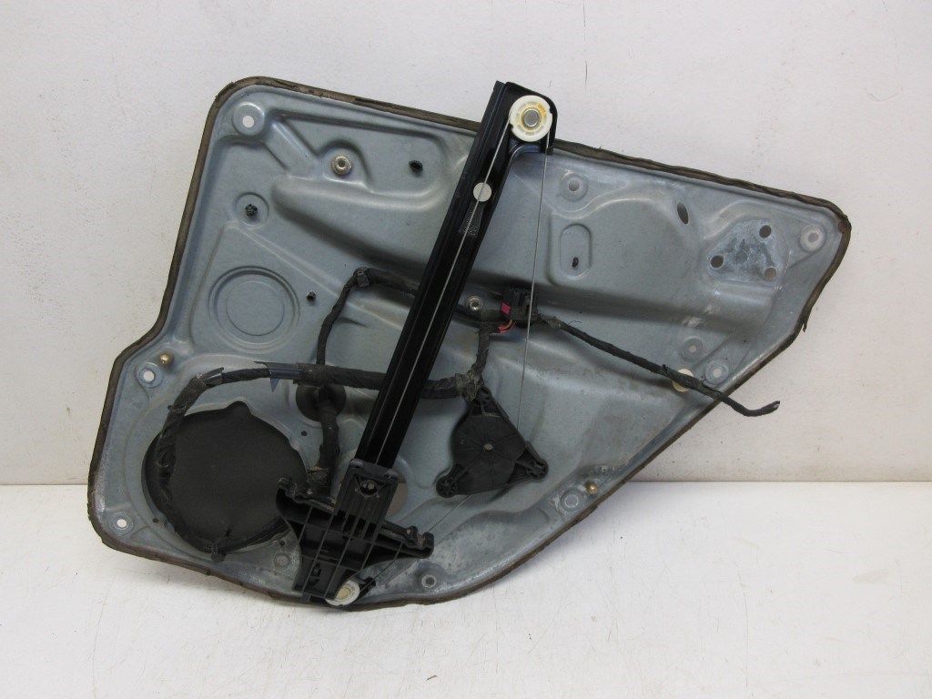 Volkswagen Golf IV kombi bal hátsó Ablakemelõ szerkezet elektromos 1J4839755E 2. kép