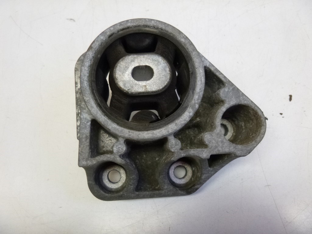 Volkswagen Phaeton elsõ differenciálmû tartóbak 3D0599133A 2. kép