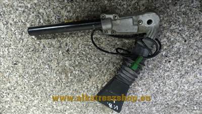 Opel Vectra B jobb első övfeszítő       