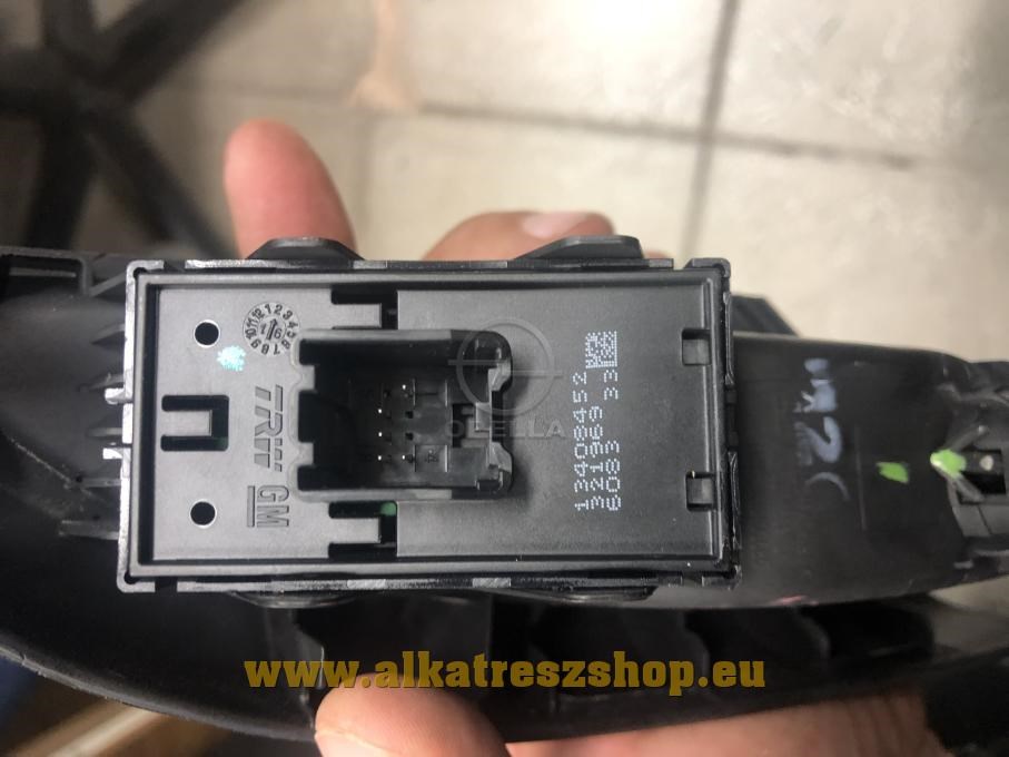 Opel Astra K ablakemelő kapcsoló jobb hátsó 3. kép