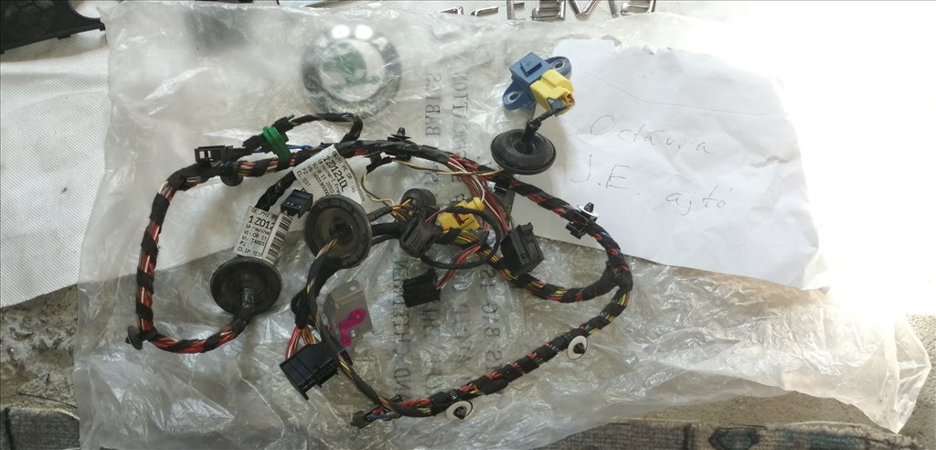 Skoda Octavia II jobb első ajtó vezetékköteg eladó 1. kép