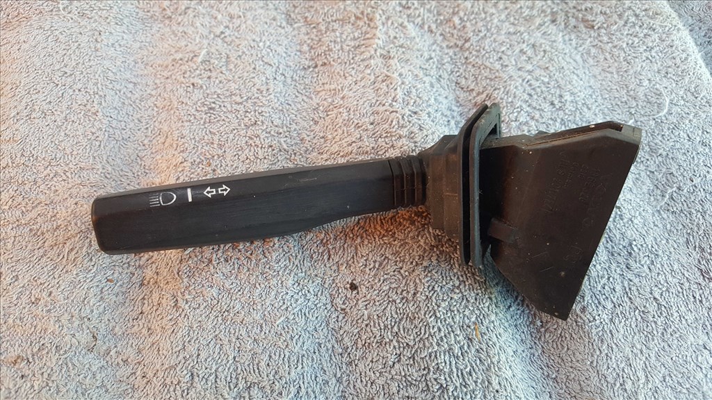 Volvo 1362328 760 960 indexkapcsoló 1. kép