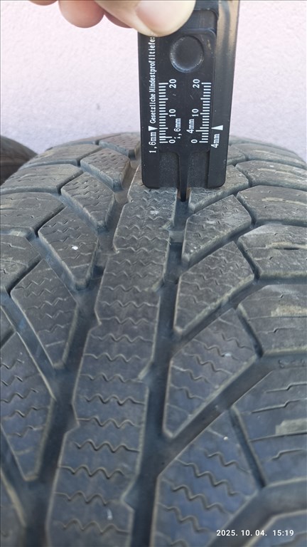 175/6515" használt Semperit téli gumi 5mm dot4417 175/65R15 4db 1. kép
