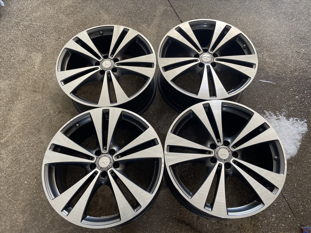 20-as, 5x112  újszerű gyári Mercedes alufelni 2. kép
