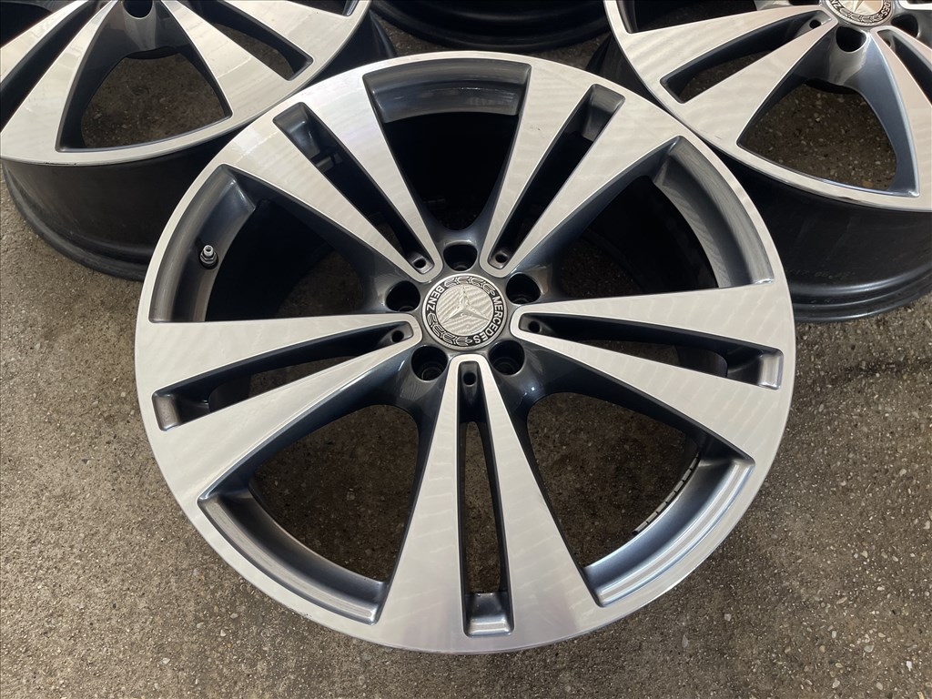 20-as, 5x112  újszerű gyári Mercedes alufelni 4. kép