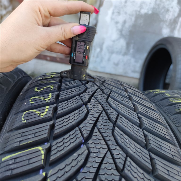 225/40 R18 Ceat téli gumi 99500ft a 4db/22/ 3. kép