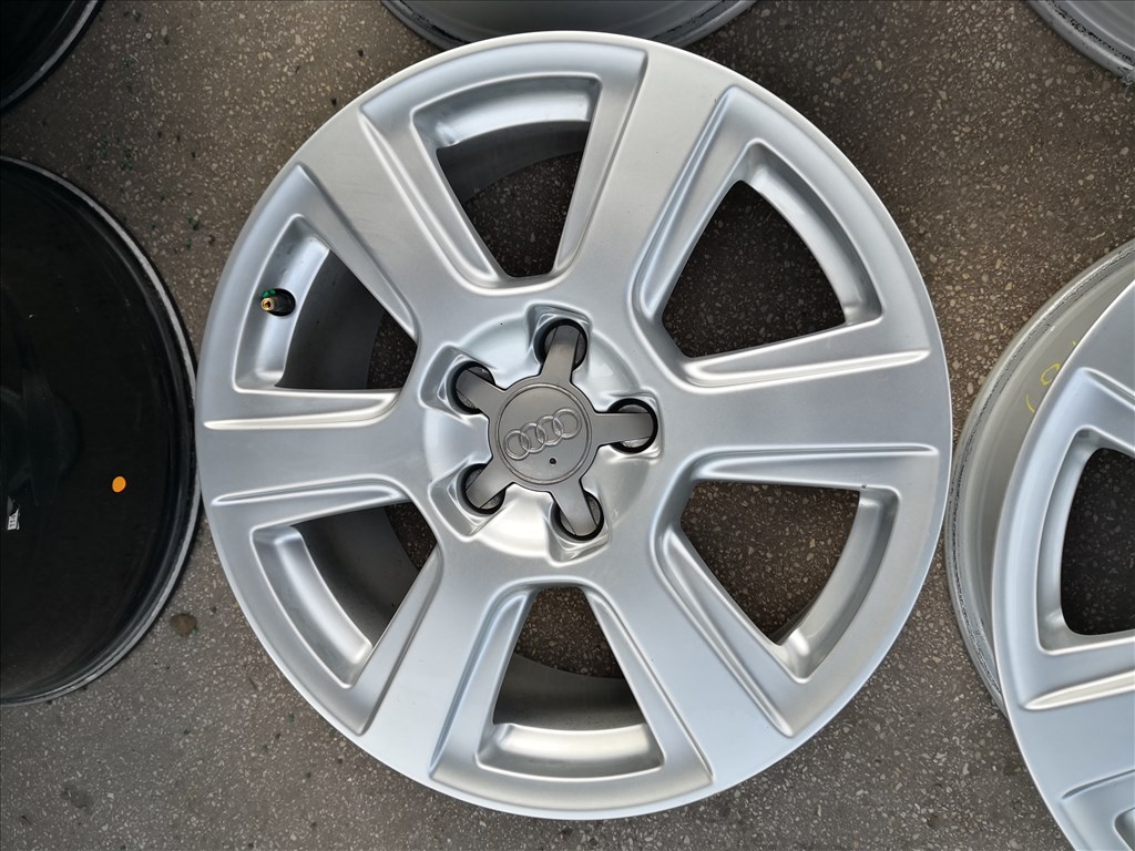 5x112 17 Gyári Audi alufelni 110000ft a 4db/310/ 1. kép