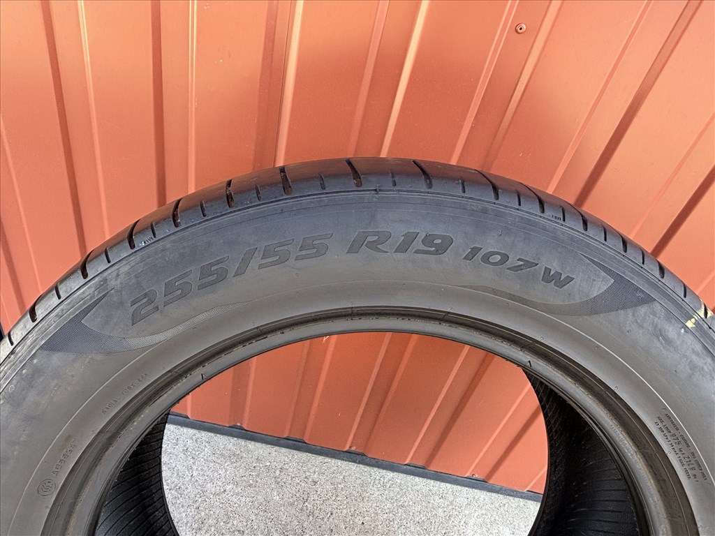  255/5519" használt Pirelli nyári gumi gumi 7. kép