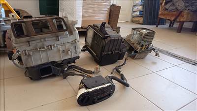 Honda CRX Del Sol klíma belső darabjai