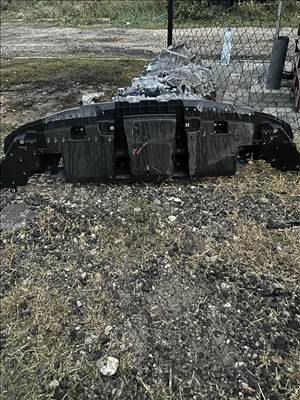 Lexus NX Alsó mozor burkolat