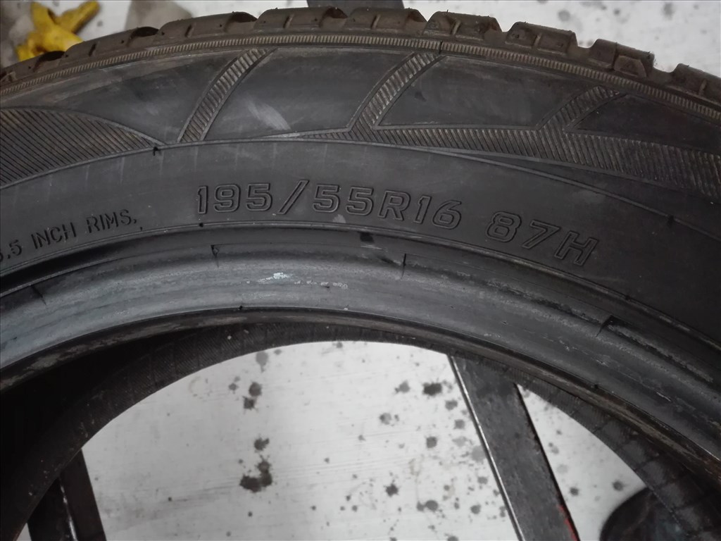 195/55R16 Falken  téli gumi garnitúra 195/55 r16 6. kép