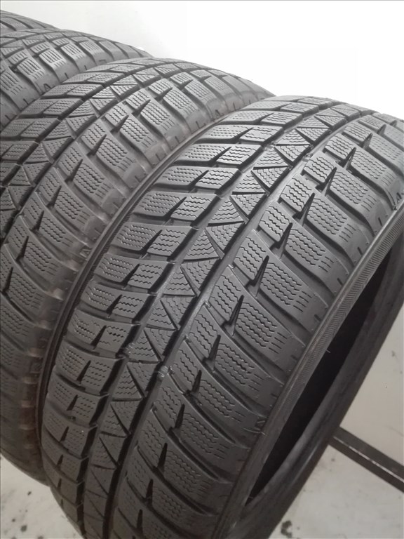 195/55R16 Falken  téli gumi garnitúra 195/55 r16 2. kép