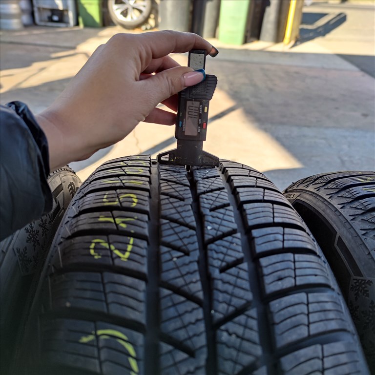  215/65 R17 Barum téli gumi 60000ft a 4db/202/ 3. kép