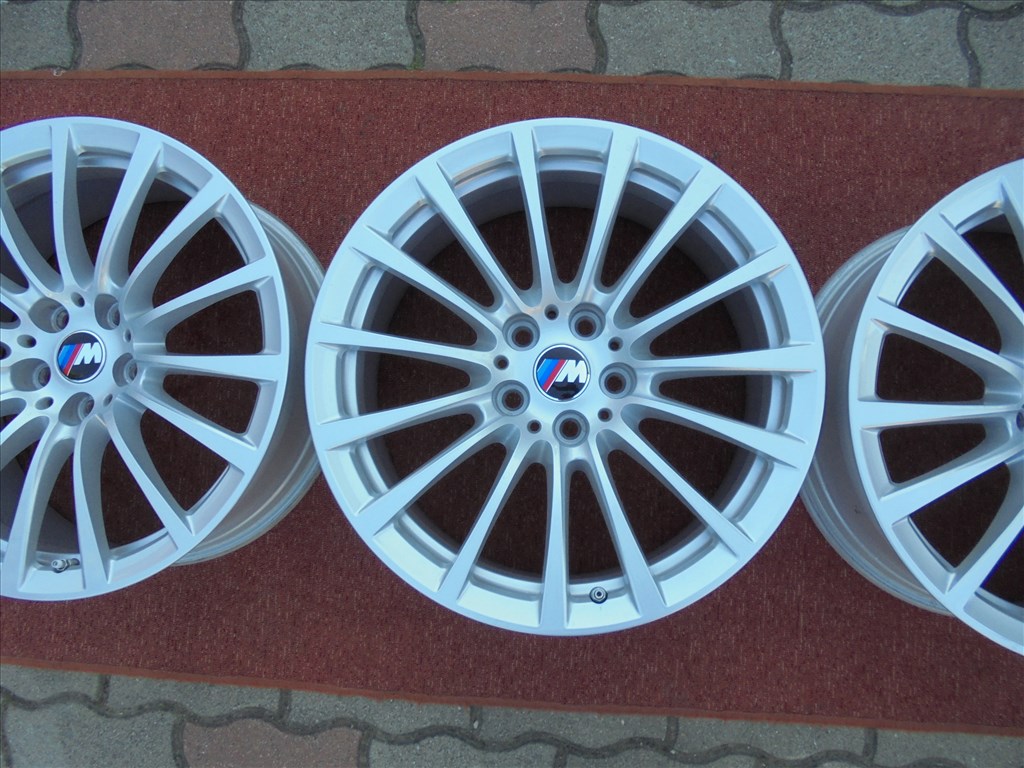 BMW 18-as gyári alufelni kitűnő eredeti állapotban eladó 4. kép