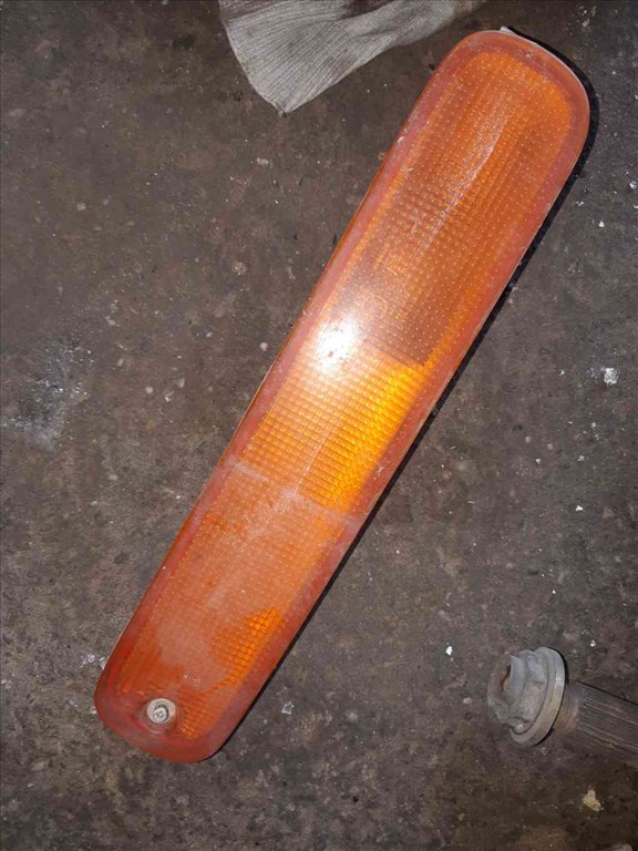 Mazda 323 Bal Elsõ Index / Irányjelzõ 1. kép