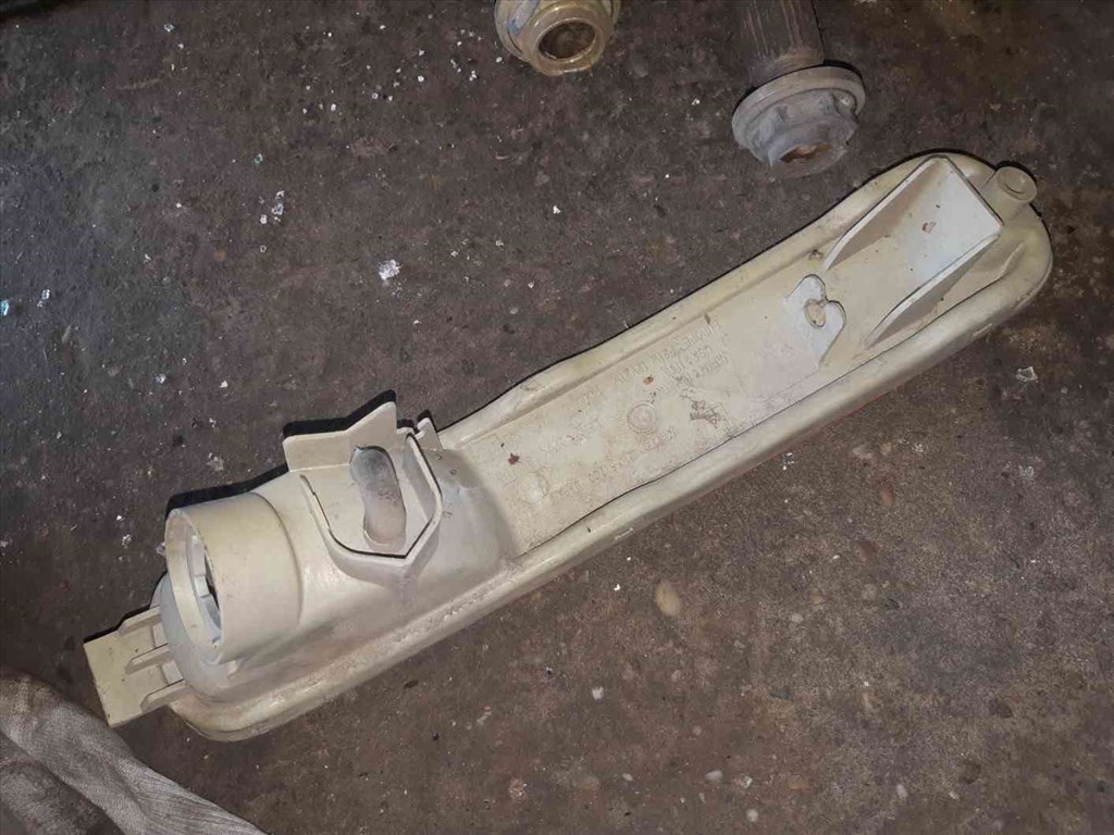 Mazda 323 Bal Elsõ Index / Irányjelzõ 2. kép