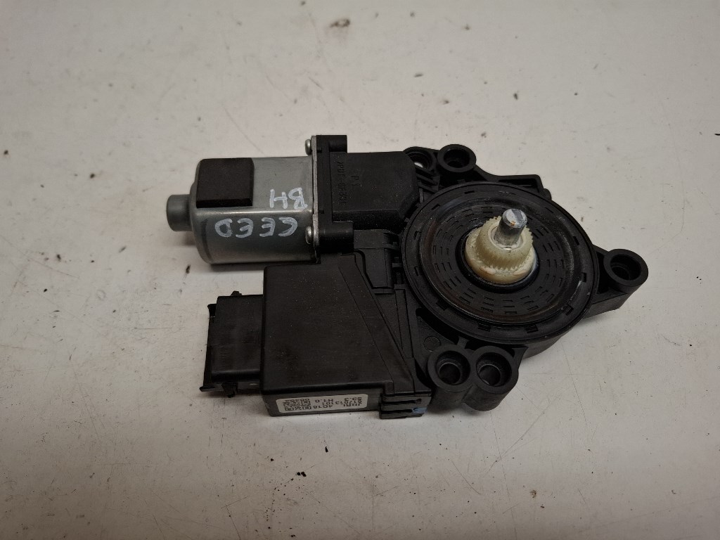 Kia Ceed (JD) bal hátsó ablakemelõ motor 83450A2010 1. kép