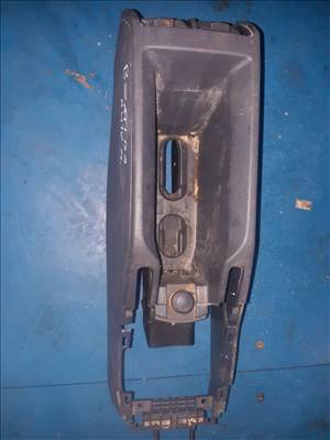 Opel Zafira B Könyöklő