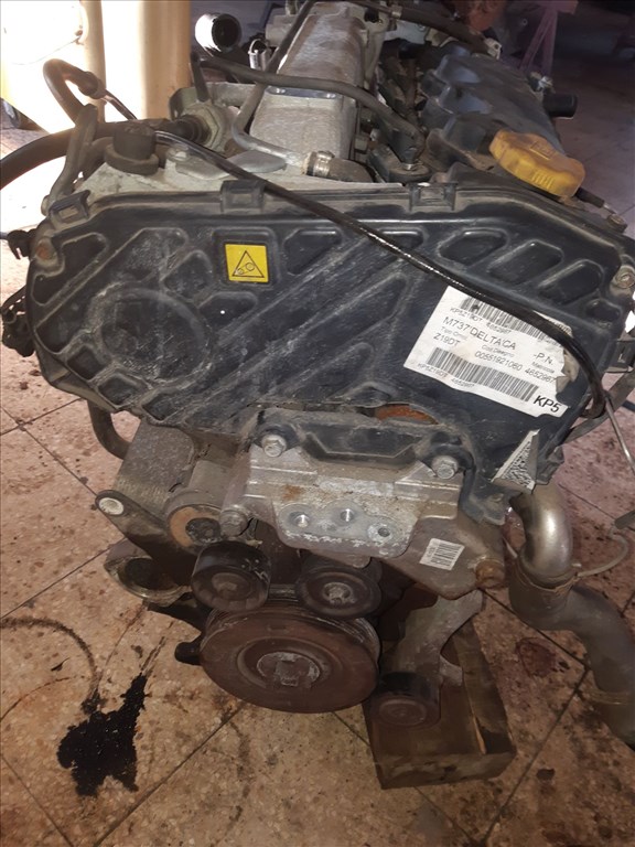 Opel Zafira B Z19DT Motor 5. kép