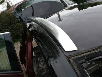 Opel crossland X jobb tetőcsomagtartó