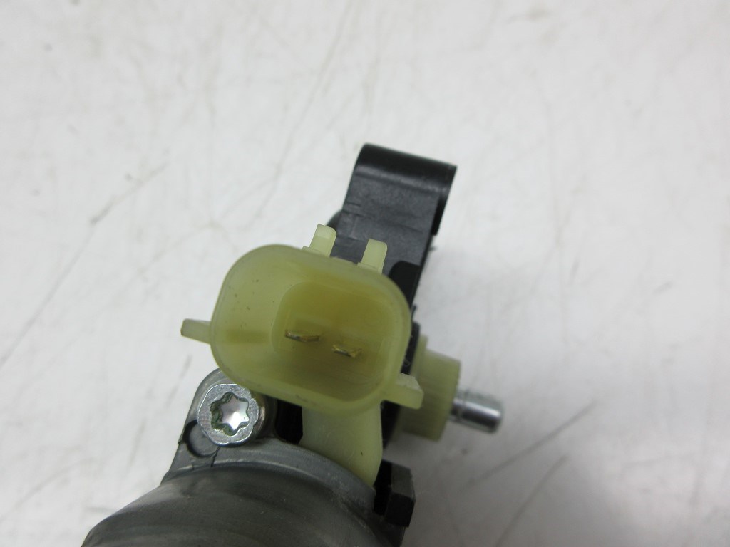 Opel Karl bal elsõ ablakemelõ motor 98820M2X10 2. kép