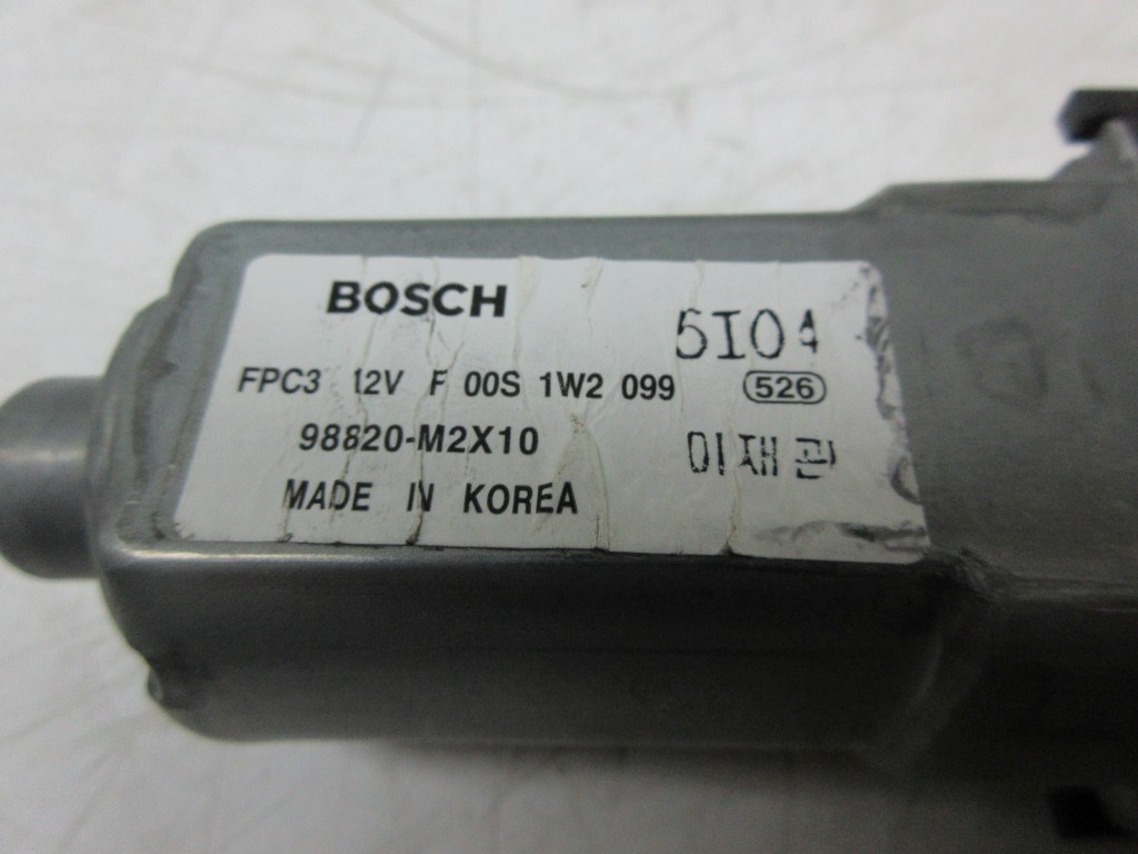 Opel Karl bal elsõ ablakemelõ motor 98820M2X10 3. kép