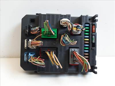 Peugeot 308 (T7) bsi modul 9663798180