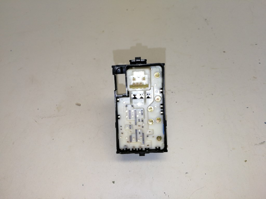 Toyota Auris (E180) jobb hátsó ablakemelõ kapcsoló 2. kép