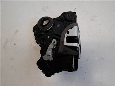 Toyota Corolla (E14) jobb első ajtózár