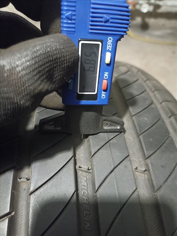  215/5517" újszerű Michelin nyári gumi gumi 5. kép