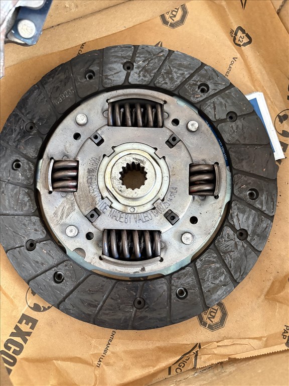 Opel Zafira A 1.6i kuplung szett 2. kép