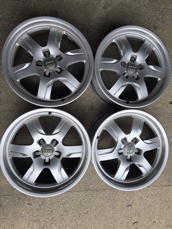  17-es,5x112 -es újszerű gyári Audi A5 alufelni 2. kép
