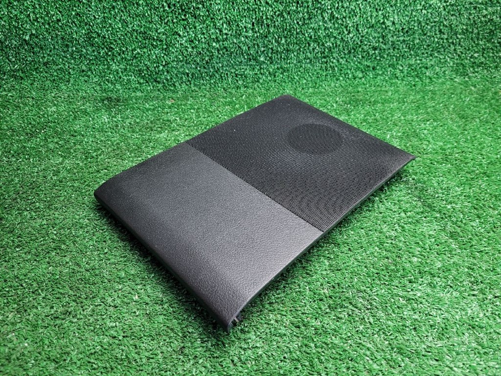 SUZUKI SX4 S-Cross II Műszerfal Hangszóró Burkolat (Pozíciófüggetlen) 7382361M0 7382361m00 6. kép