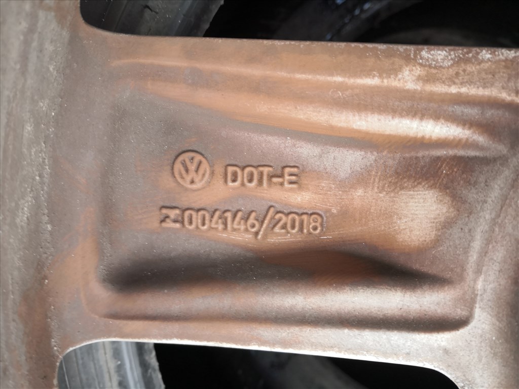 Volkswagen T-Cross gyári Skoda Kamiq Scala stb 17-es alufelni 1db 2. kép