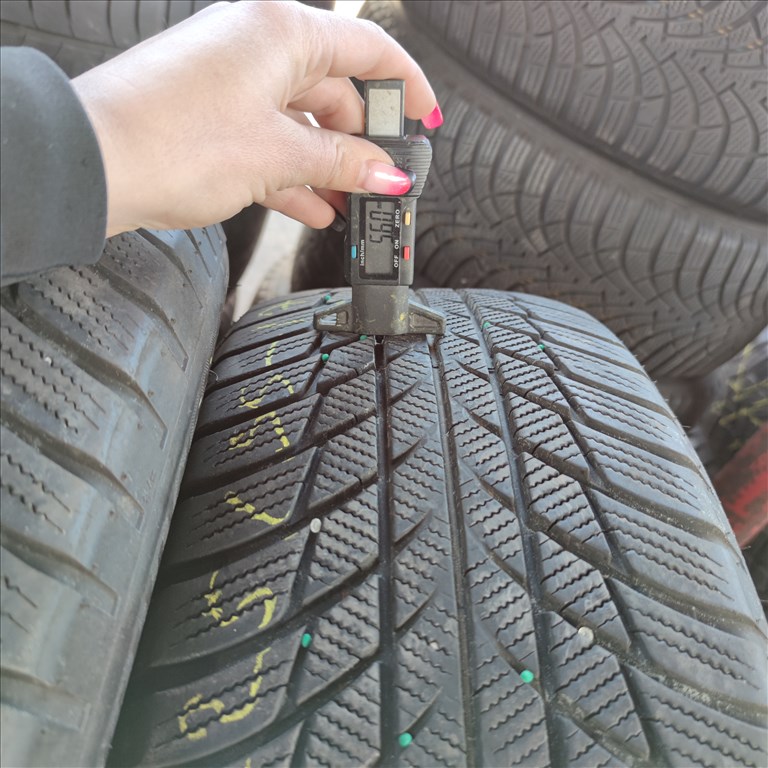 225/55 R17 Bridgestone Defekttűrő téli gumi 70000ft a 4db/36/ 4. kép