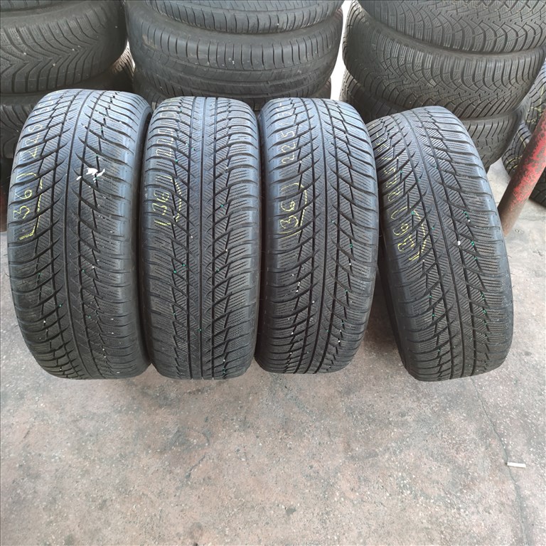 225/55 R17 Bridgestone Defekttűrő téli gumi 70000ft a 4db/36/ 5. kép